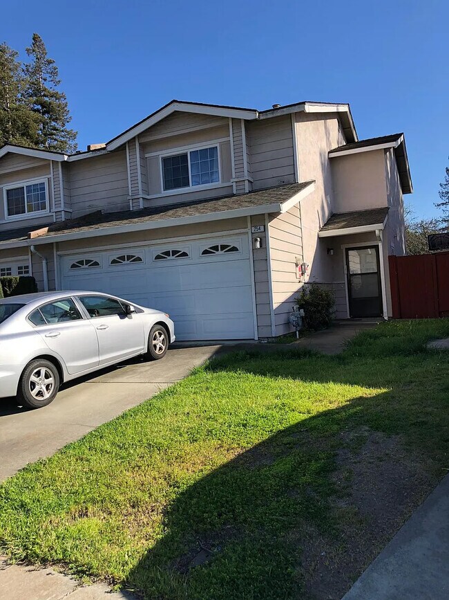 Foto del edificio - 254 Grau Dr