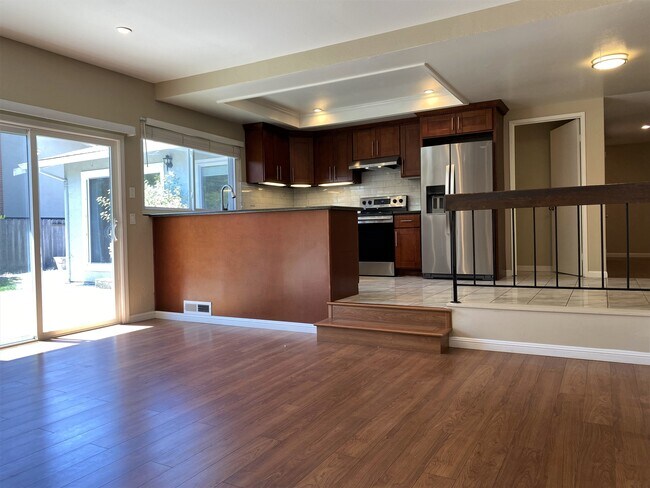 Building Photo - 18516 Greenridge Ct