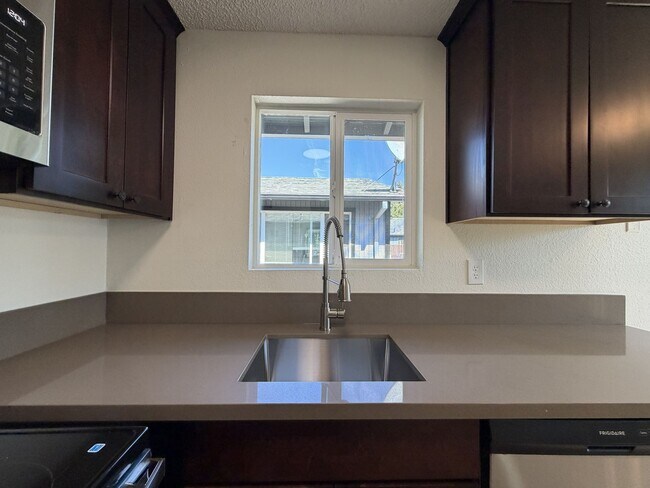 Foto del edificio - 5921 SE 83rd Ave