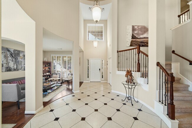 Foto del edificio - 27406 Starlight Canyon Ln