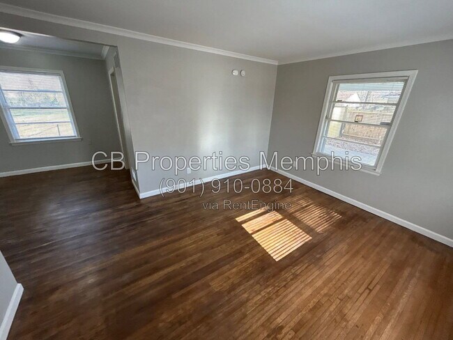 Building Photo - 4006 Newton Dr