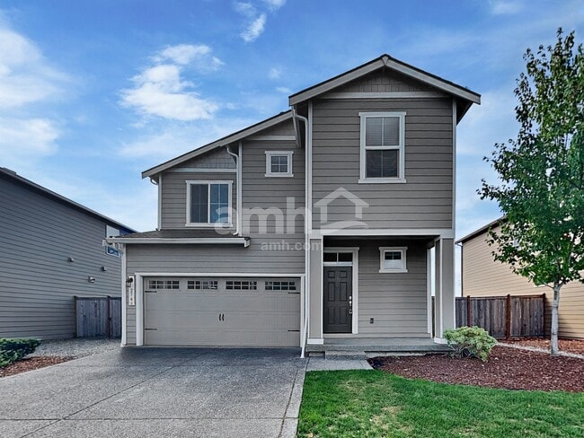 Building Photo - 2746 Link Ave