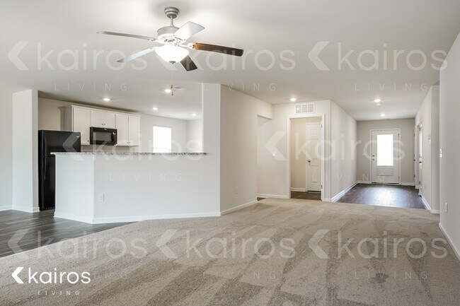 Foto del edificio - 67 W Luminous Way