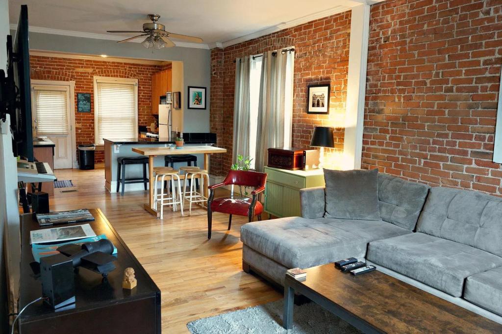Foto principal - 333 Cherokee St