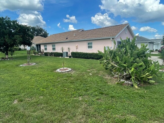 Foto del edificio - Charming 2BR/2BA Home in Ocala Palms – Golf Course Community Living!