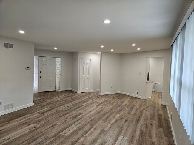 Foto del edificio - 724 Burnley Rd