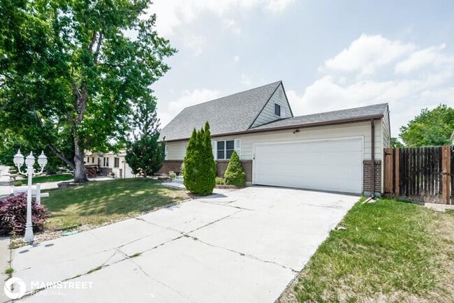 Building Photo - 7951 Eaton St, Arvada, CO 80003