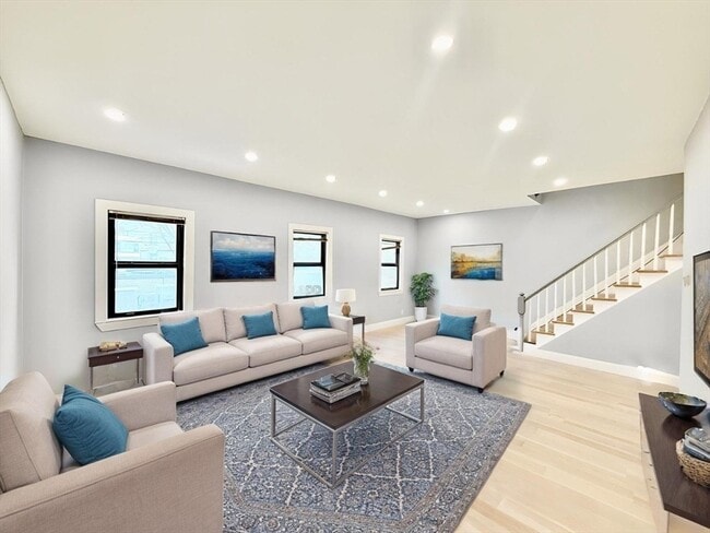 Building Photo - 15 Berwick St