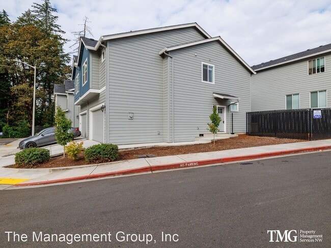 Building Photo - 3 br, 2.5 bath House - 3316 E 36th Court
