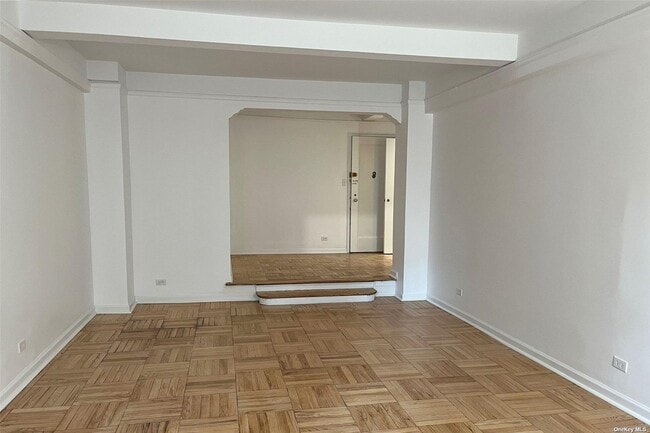 Foto del edificio - 123 E 37th St