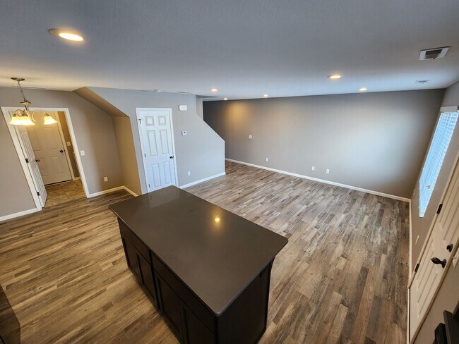 Building Photo - Move in Today! Lakewood Twin Home Across f...