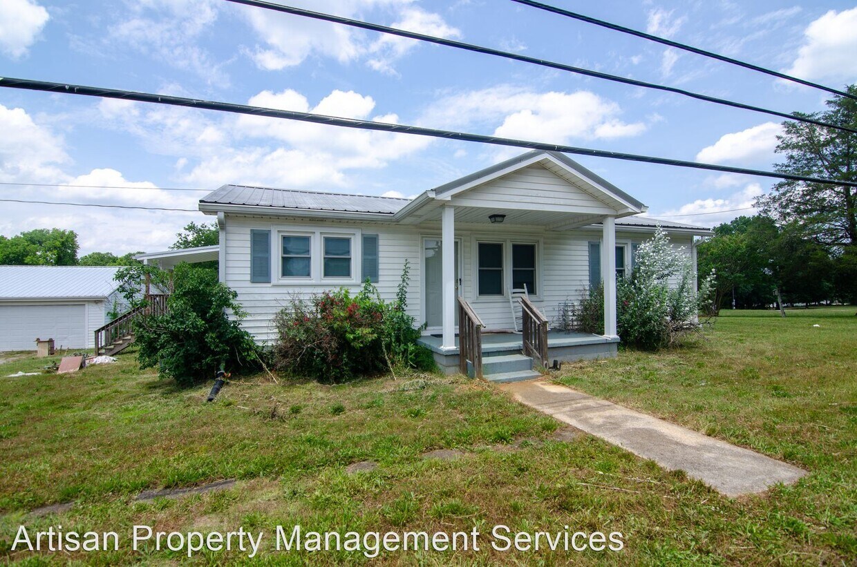 Foto principal - 3 br, 1 bath House - 1757 Bear Creek