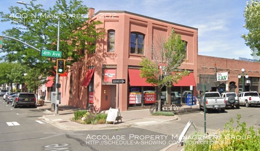 Primary Photo - 400 N Main St