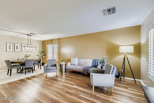 Foto del edificio - 43283 W Maricopa Ave