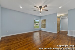 Foto del edificio - 534 Cicero Ave