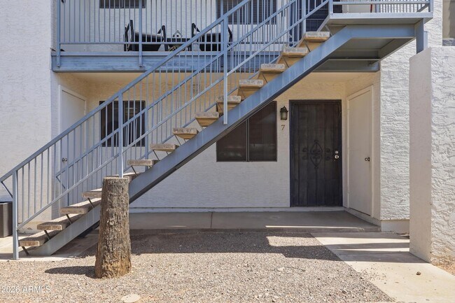 Building Photo - 3635 N 37th St