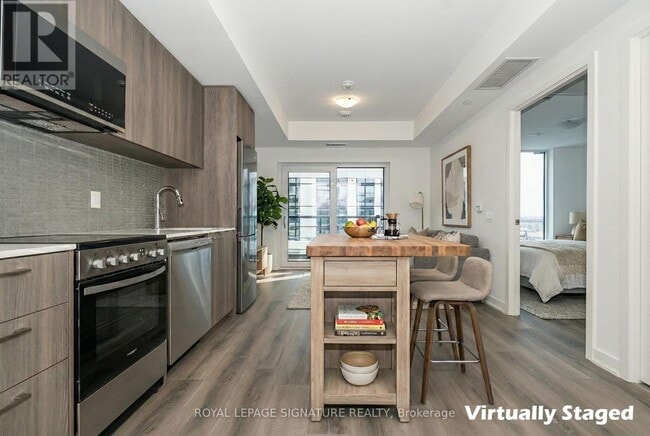 Photo du bâtiment - 7439 Kingston Rd