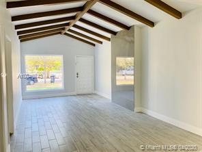 Building Photo - 1355 Biarritz Dr