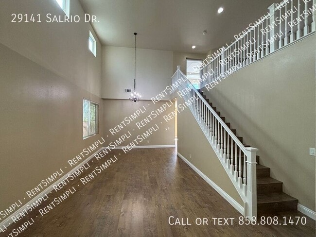 Foto del edificio - 29141 Salrio Dr
