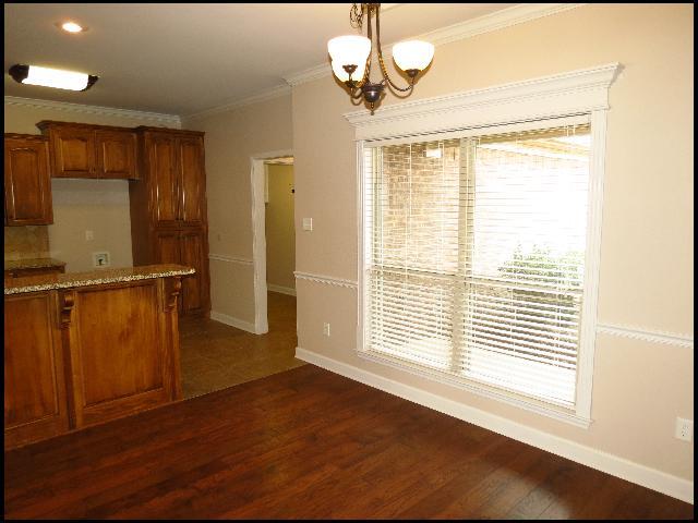 Foto del edificio - 1005 Puritan Dr