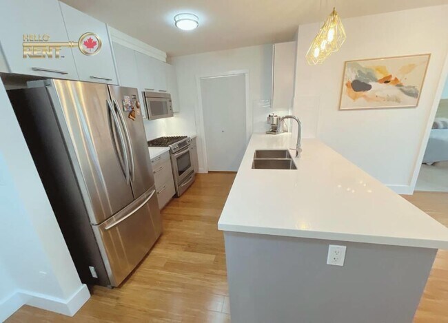 Photo du bâtiment - 3355-3355 Rosemary Heights Dr