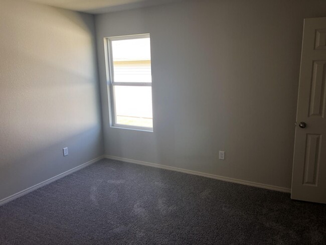 Building Photo - 5041 Fox Trail