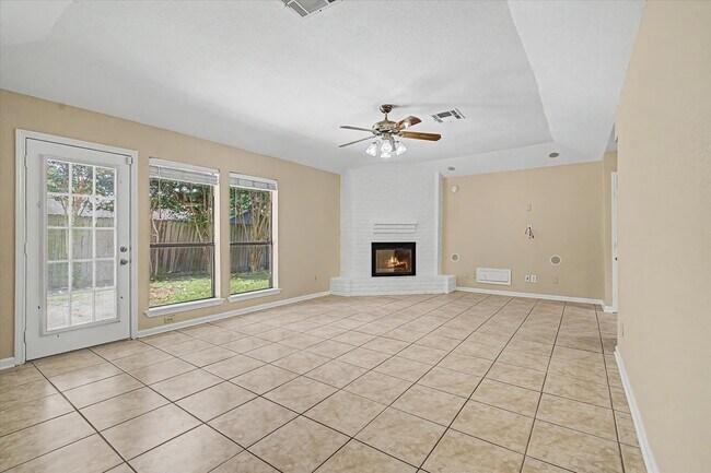 Foto del edificio - 7315 Foxside Ln