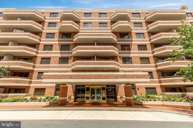 Foto del edificio - 2301 N St NW