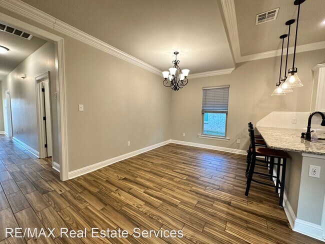 Foto del edificio - 3 br, 2 bath House - 1907 Valdemar