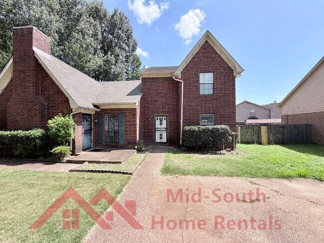 Building Photo - 6007 Hickory Cove