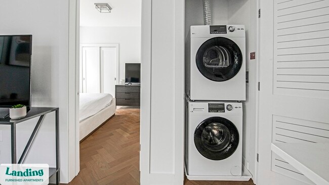 Building Photo - 3743 12th St NE