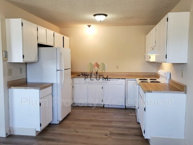 Building Photo - 5602 Bridger Ct