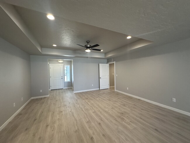 Foto del edificio - 1990 Cashel St