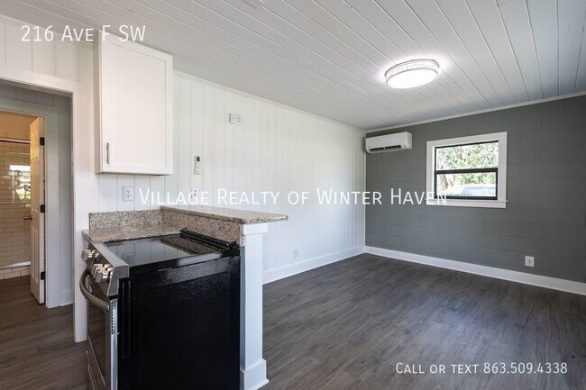 Building Photo - Desirable 1 bedroom 1 bath at The Flats in...