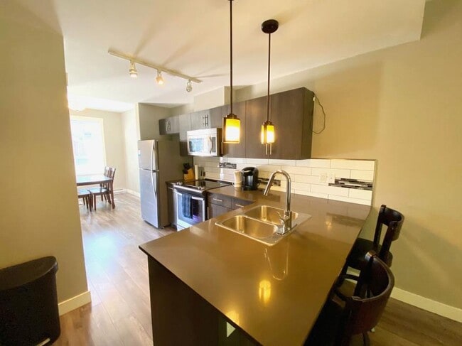 Building Photo - 2 bedroom in Kitimat BC V8C 2N9