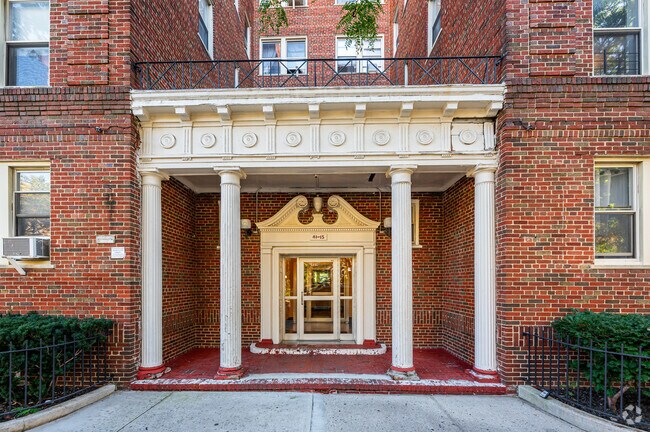 Building Photo - 41-15 45th St
