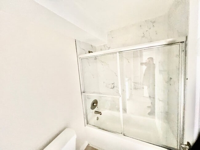 Interior Photo - Allegheny I