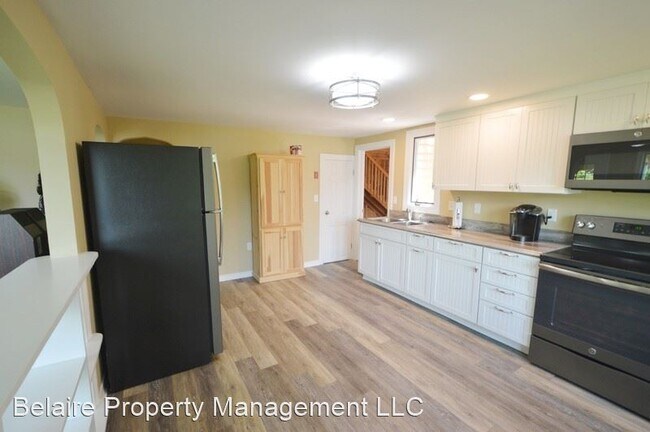 Building Photo - 3 br, 2 bath House - 6 Grassy Pond Road