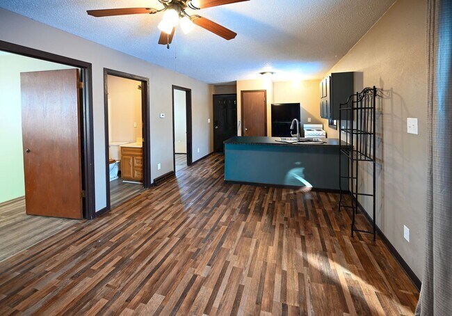 Foto del edificio - Lakeview Homes