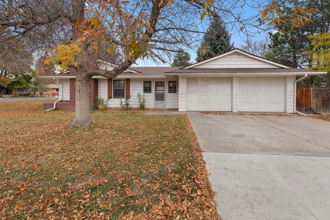 Building Photo - 3 Bedroom 2 Bath Ranch in Mid Town Fort Collins
