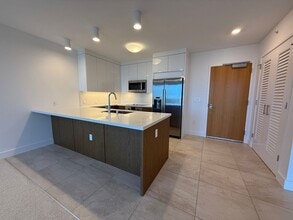 Building Photo - 629 Ke’eaumoku St