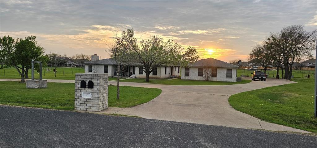 Foto principal - 16 Brenda Ln