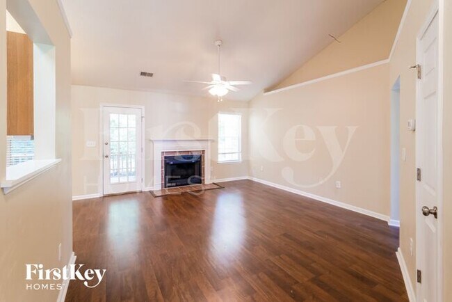 Foto del edificio - 1458 Caldwell Ct