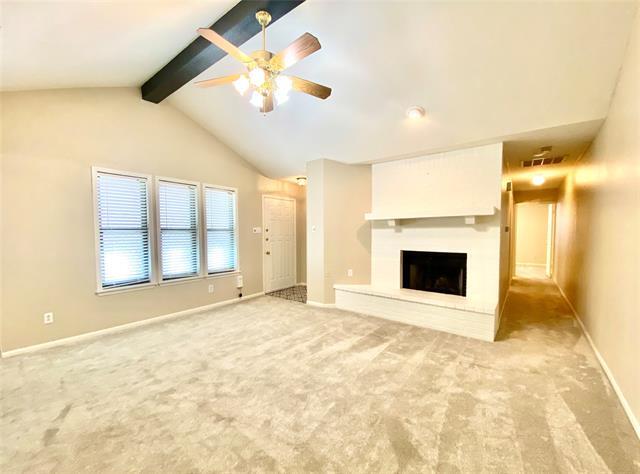 Foto del edificio - 29 Crossroads Dr