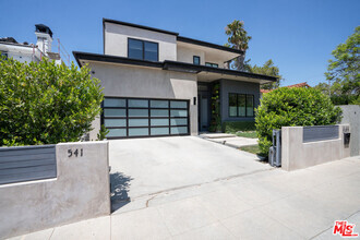 543 N Sierra Bonita Ave