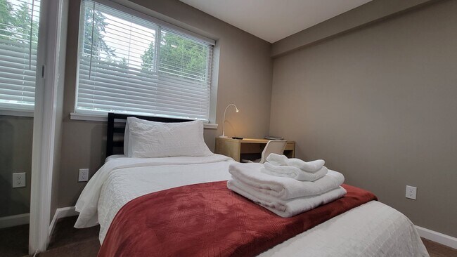 Foto del edificio - 1803 N 200th St