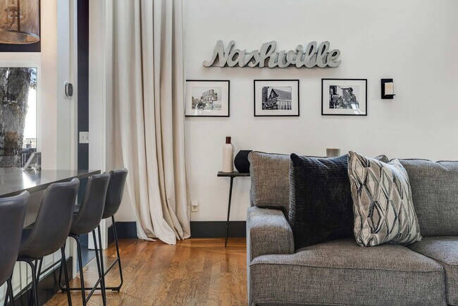 Foto del edificio - 1017 Halcyon Ave