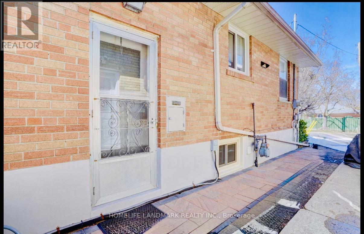 Primary Photo - 124 Thicketwood Dr