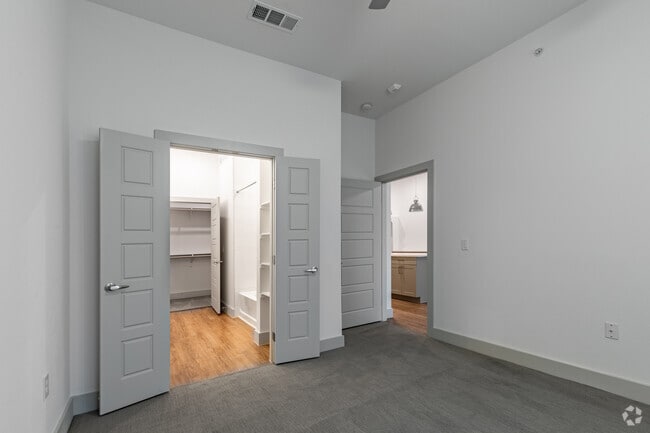 1BR, 1BA - 729 SF - Augusta Flats