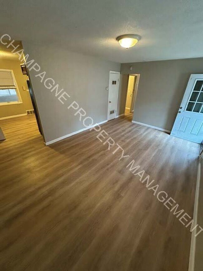 Foto del edificio - Updated Single Family Home in KC